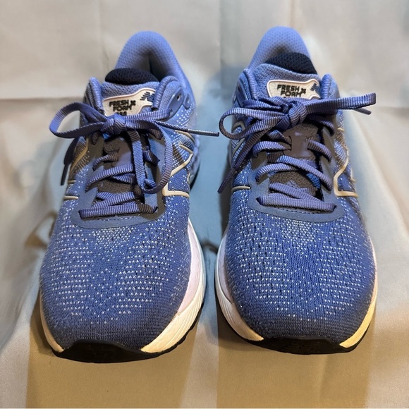 New Balance Fresh Foam X 880 women’s, Size 7 blue - Picture 2 of 8